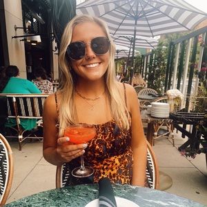 Meet your Posher, Becky